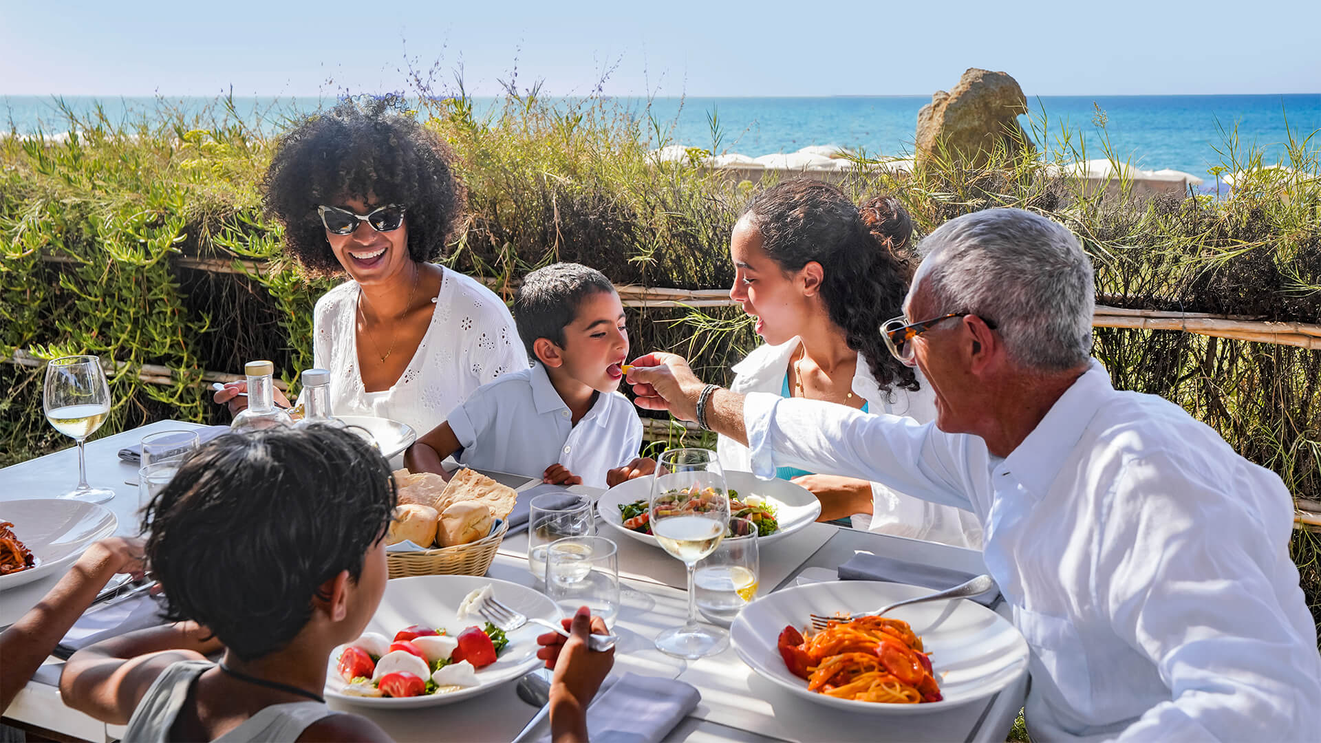 Ristorante Il Tramonto, sulla spiaggia del Resort, Badesi