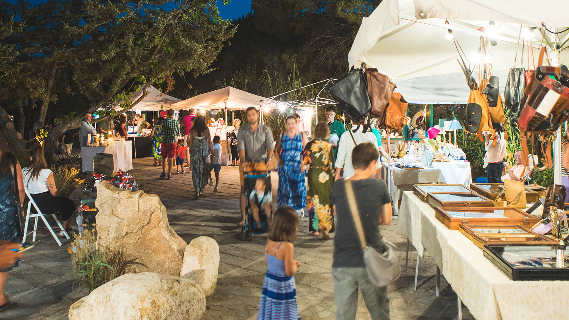 Le boutique del Resort & SPA Le Dune, sul mare di Badesi nel Nord Sardegna